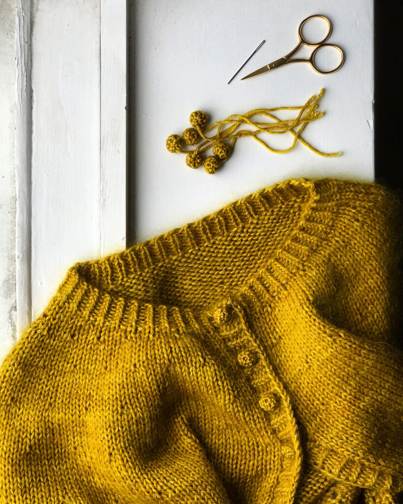 вязаный кардиган