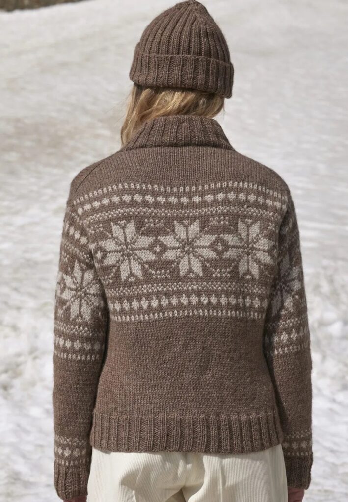 вязаный пуловер