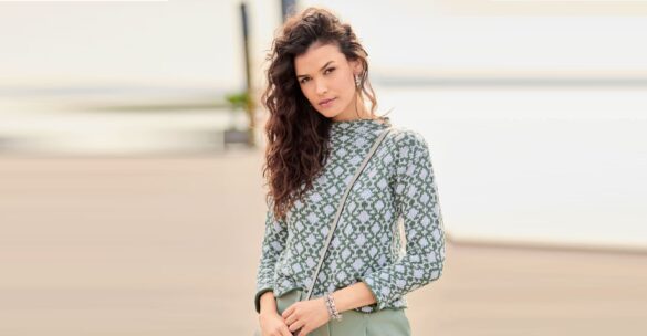 вязаный пуловер