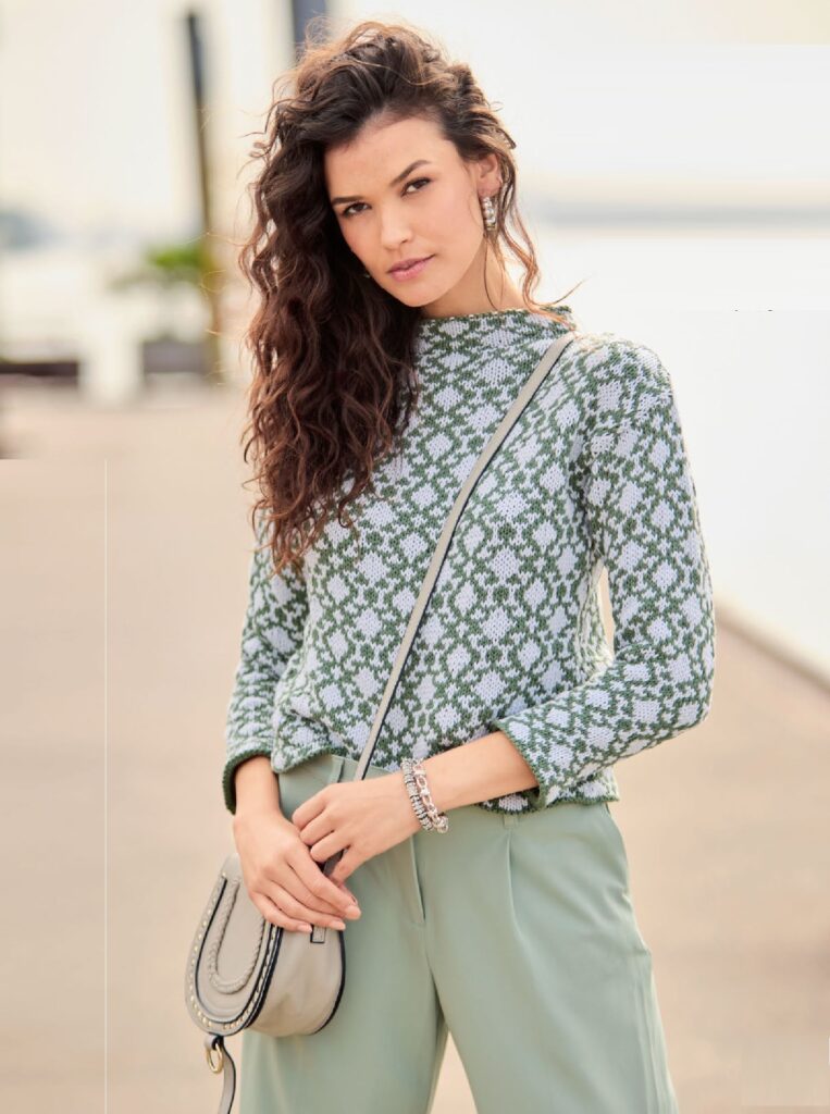 вязаный пуловер