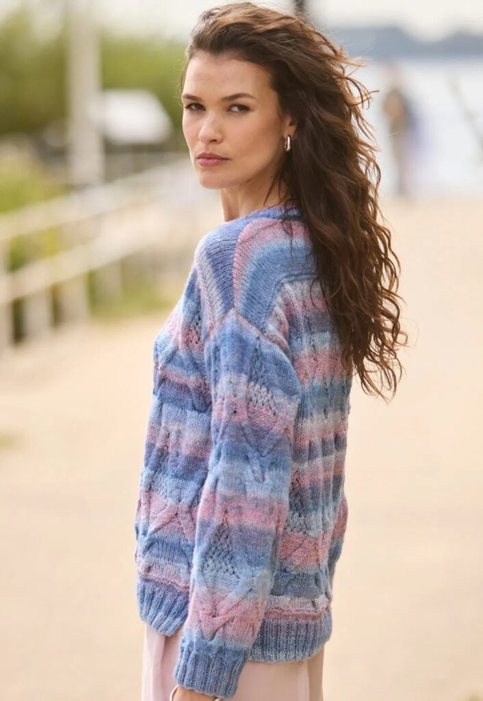 вязаный пуловер