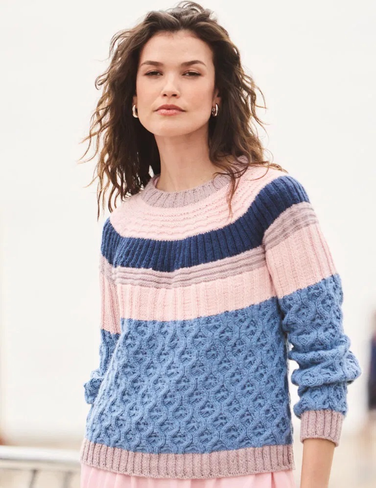 вязаный пуловер