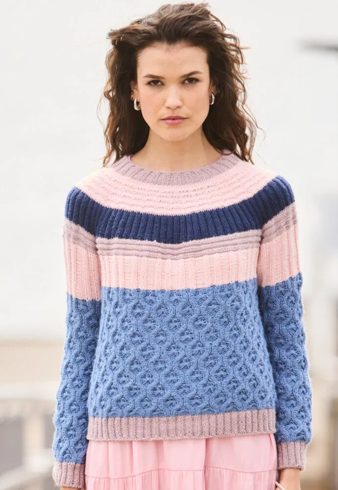 вязаный пуловер