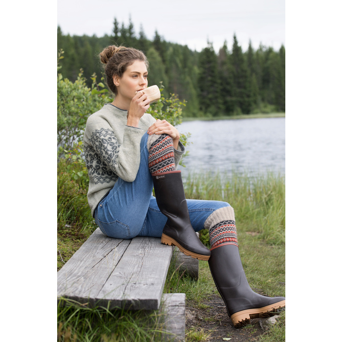 вязаный пуловер