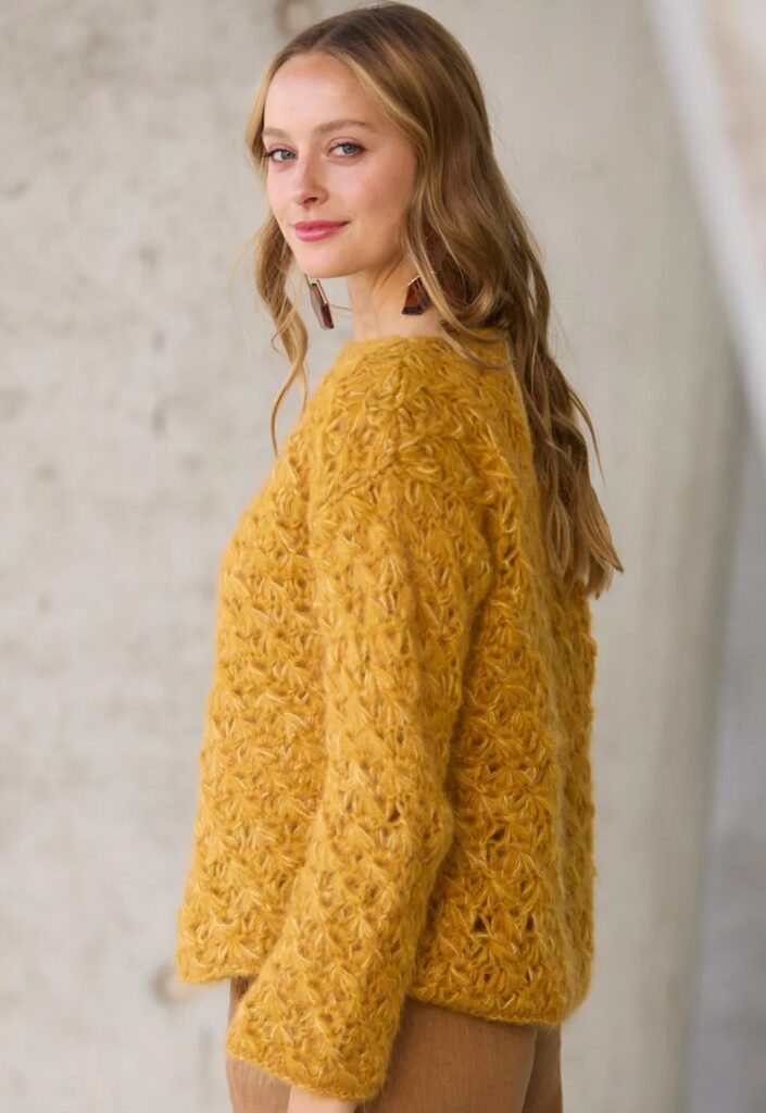 вязаный пуловер