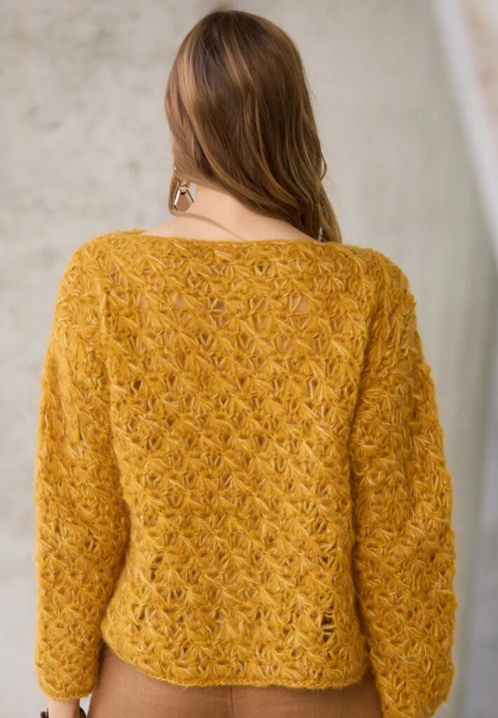 вязаный пуловер