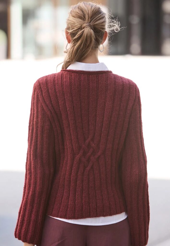 вязаный пуловер