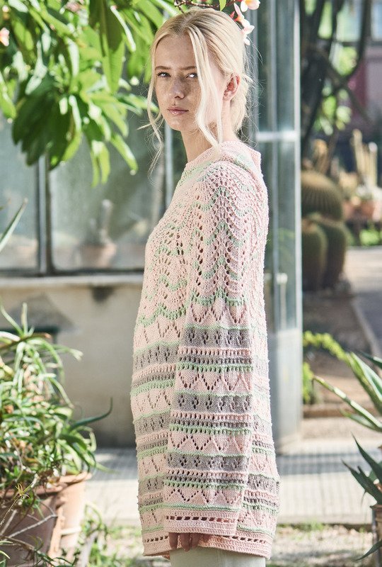 вязаный пуловер