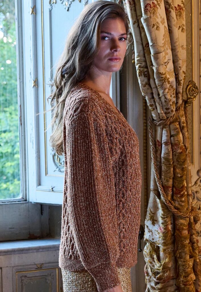 вязаный пуловер