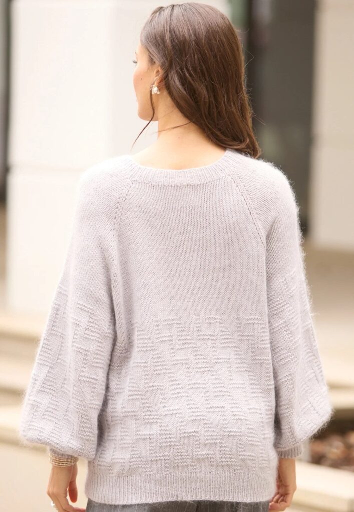 вязаный пуловер