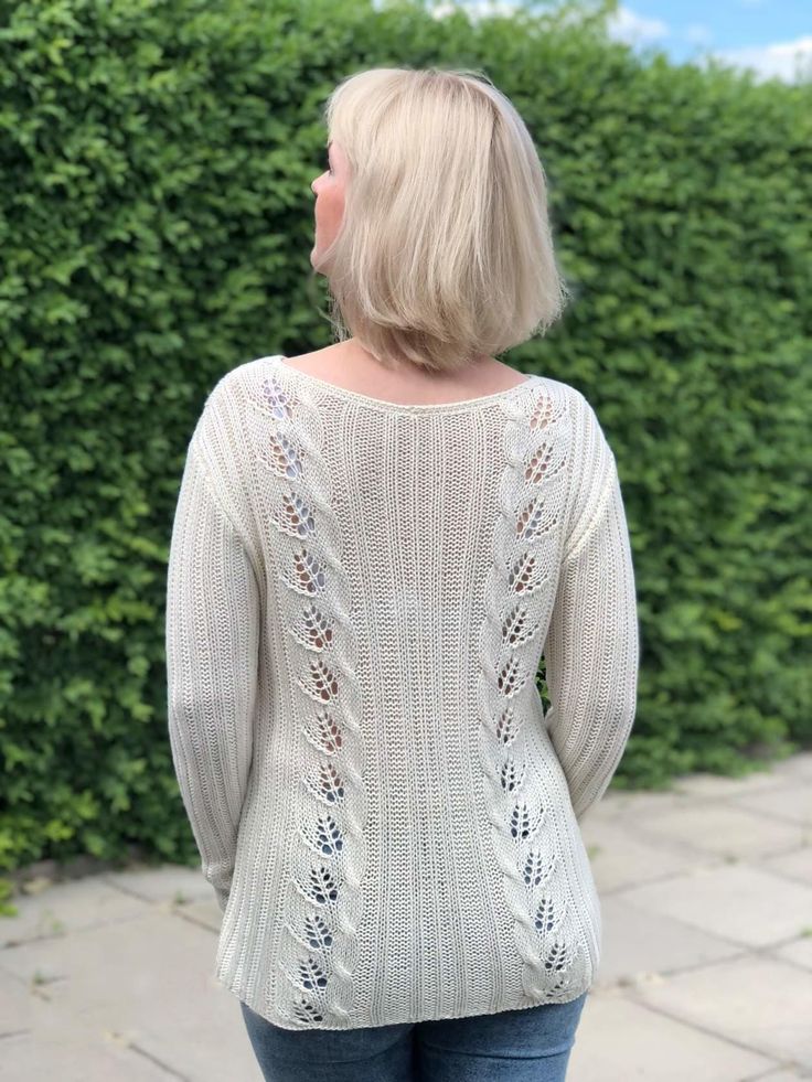 вязаный пуловер