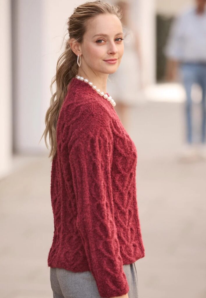 вязаный пуловер