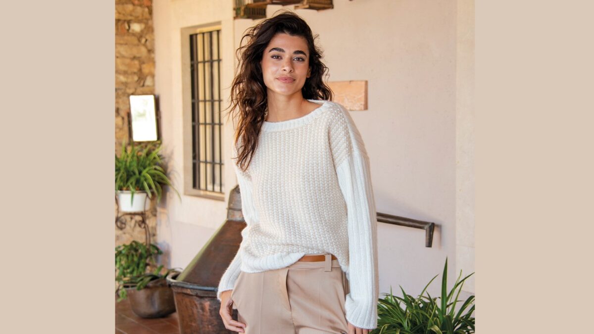 Пуловер свободного кроя с двухцветным узором