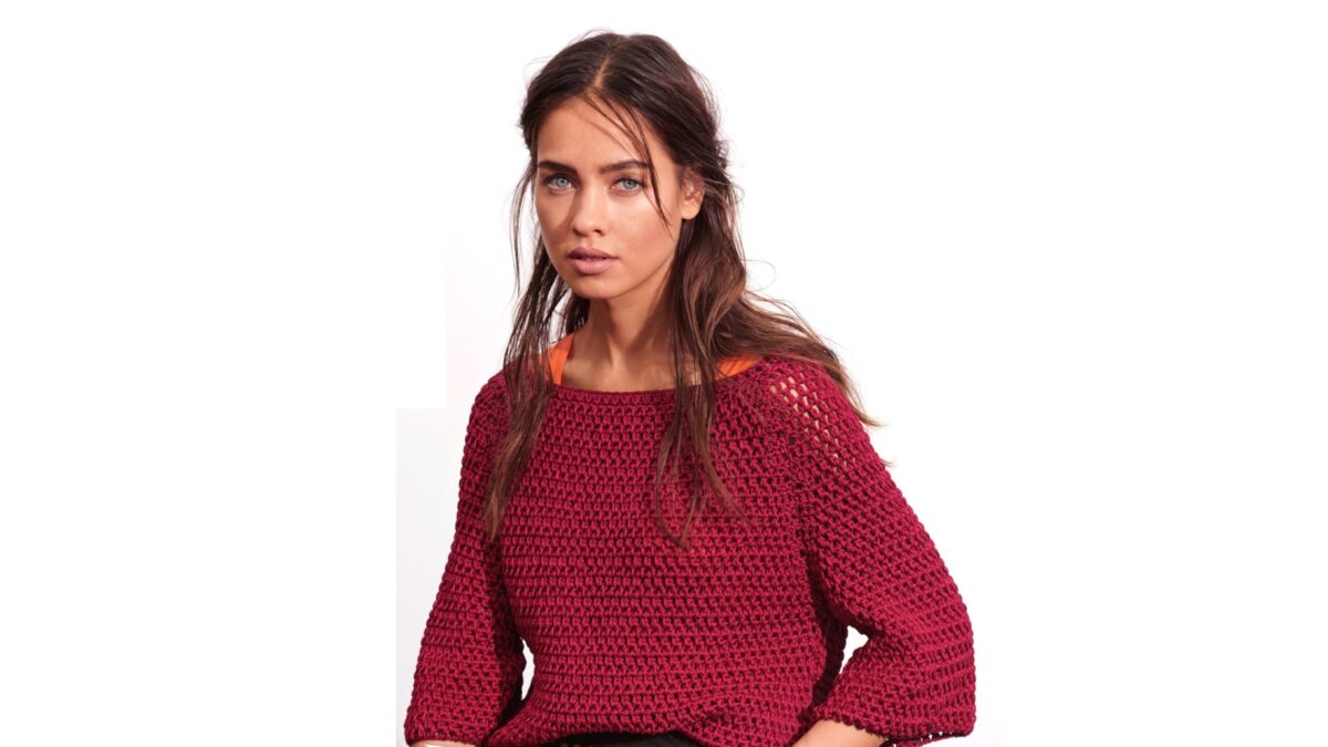 Стильный пуловер с рукавом реглан